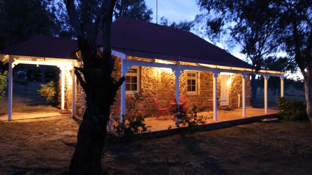 Dempster Cottage Irishtown Экстерьер фото